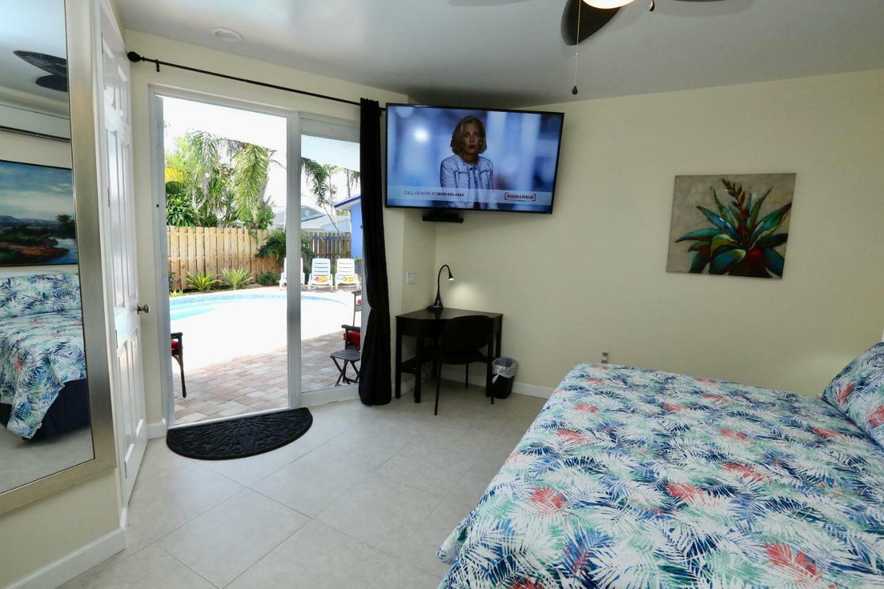 Fantasy Island Inn, Caters To Men Fort Lauderdale Exterior photo